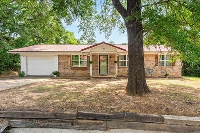 /international/us/102-lee-st-poteau-ok-110108018167/