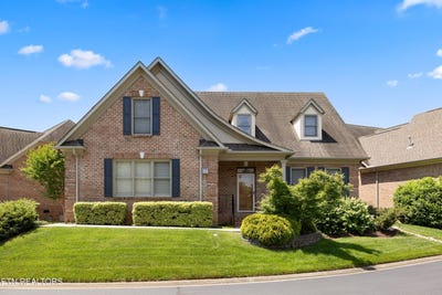 /international/us/1166-highgrove-gardens-way-knoxville-tn-110108009666/