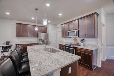 /international/us/2832-fairgrove-crescent-ann-arbor-mi-110108539286/