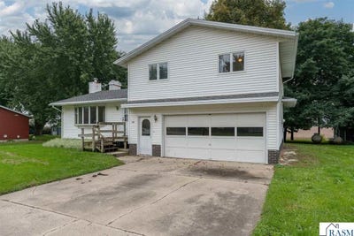 /international/us/31582-169th-st-huntley-mn-110120040384/