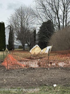 /international/us/729-hudson-street-forest-city-pa-110106029558/