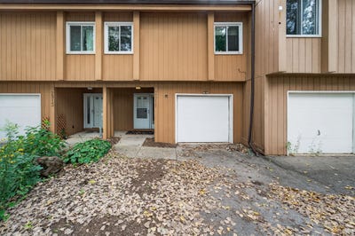 /international/us/2911-marina-drive-middleton-wi-110107483214/