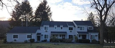 /international/us/503-mountain-laurel-drive-monroe-ny-110104123228/