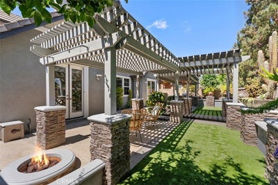 /international/us/1496-voyager-drive-tustin-ca-110109889364/