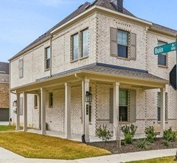 /international/us/634-blue-ridge-drive-mansfield-tx-110106375432/