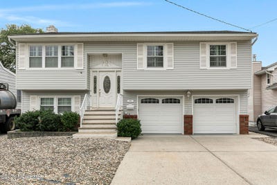 /international/us/308-new-jersey-avenue-point-pleasant-beach-nj-110109320553/