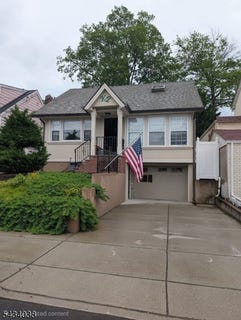 /international/us/6-pine-st-north-arlington-boro-nj-110108227122/