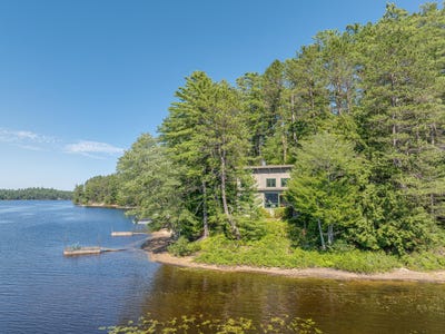 /international/us/20-lakewold-way-long-lake-ny-110109786864/