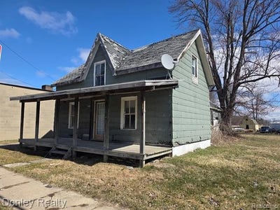 /international/us/9620-main-street-clifford-vlg-mi-110106949788/