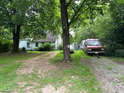/international/us/45-half-way-house-road-franklin-twp-nj-110100126544/