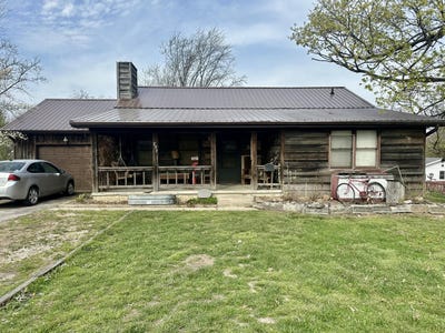 /international/us/231-n-olive-street-marshfield-mo-110108024974/