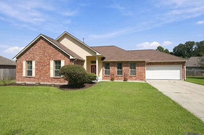 /international/us/422-e-great-haven-st-gonzales-la-110110278979/