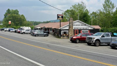 /international/us/7882-state-route-9-pottersville-ny-110101865561/