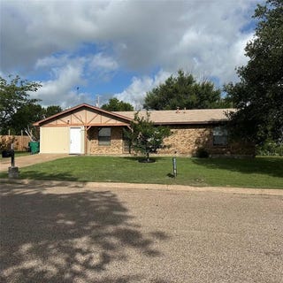 /international/us/508-s-williams-street-hamilton-tx-110097743485/