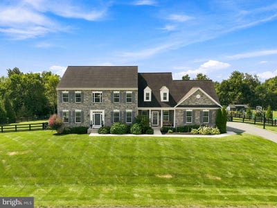 /international/us/15169-coronet-place-waterford-va-110109584987/