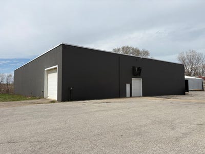 /international/us/7200-linn-street-eau-claire-mi-110102159071/