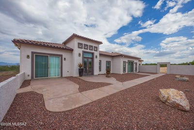 /international/us/1202-w-arroyo-vista-drive-benson-az-110107348571/