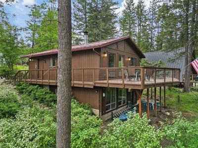 /international/us/4565-woodland-shores-dr-loon-lake-wa-110099871776/?lang=en