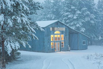 /international/us/2437-hwy-3-two-harbors-mn-110105275952/