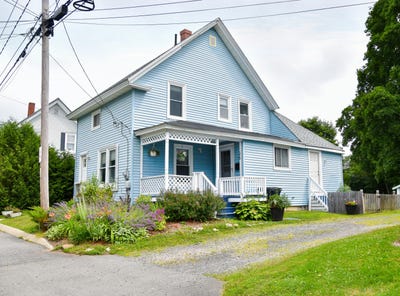 /international/us/26-elm-street-old-town-me-110100919202/