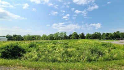 /international/us/cayuga-vista-drive-lansing-ny-110097252857/