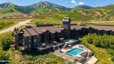 /international/us/1364-w-stillwater-drive-mayflower-mountain-ut-110106812209/