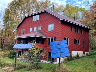 /international/us/55-keefe-rd-florence-ny-110102934123/