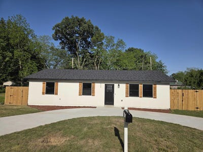 /international/us/305-thomas-circle-lonoke-ar-110108506375/