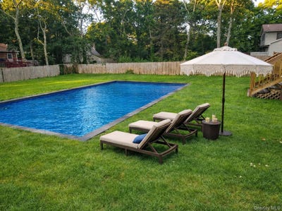 /international/us/51-ocean-avenue-hampton-bays-ny-110101265992/
