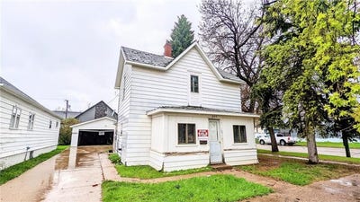 /international/us/800-burke-avenue-harvey-nd-110102798152/