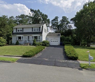 /international/us/12-franklin-ave-wilmington-ma-110107744724/