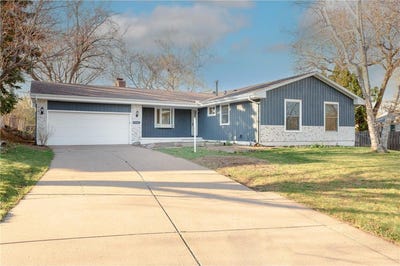 /international/us/4608-w-99th-street-bloomington-mn-110107353216/
