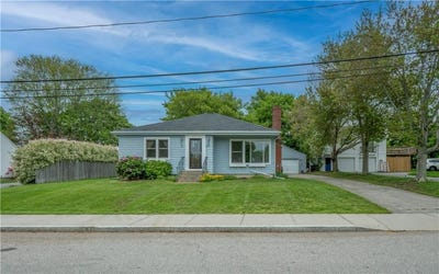 /international/us/14-dexter-street-newport-ri-110099764833/