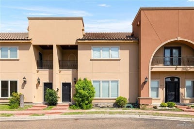 /international/us/7017-north-3rd-street-mcallen-tx-110120149292/