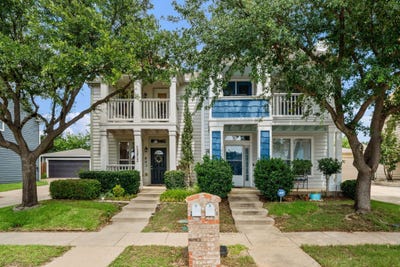 /international/us/10812-astor-drive-fort-worth-tx-110108745499/