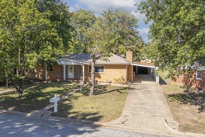 /international/us/224-greenway-arkansas-city-ks-110120517892/