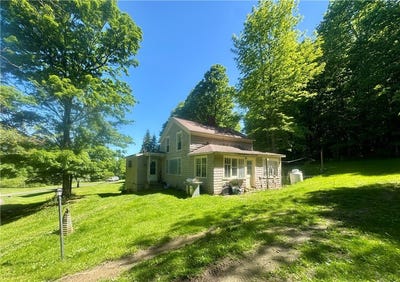 /international/us/140-camp-hill-road-south-new-berlin-ny-110108988639/