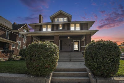 /international/us/419-w-high-street-elkhart-in-110107712091/