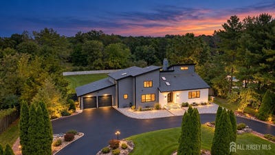 /international/us/130-hardenburg-lane-east-brunswick-nj-110120106960/
