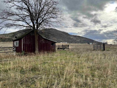 /international/us/601-locust-lane-montague-ca-110104276619/