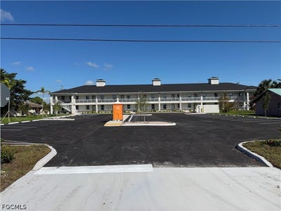 /international/us/111-108-sw-16th-terrace-cape-coral-fl-110120757429/