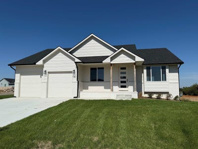 /international/us/130-e-poplar-circle-goddard-ks-110099858263/