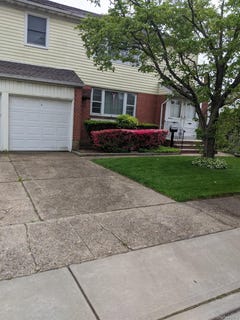 /international/us/2-charles-street-floral-park-ny-110107263309/