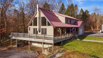 /international/us/8483-edwards-road-rome-ny-110107288725/