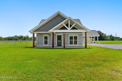 /international/us/2156-agricola-latonia-road-lucedale-ms-110100806437/