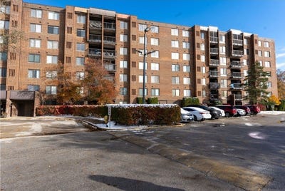 /international/us/400-park-avenue-calumet-city-il-110106310086/