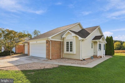 /international/us/203-southridge-court-woodstock-va-110120755225/