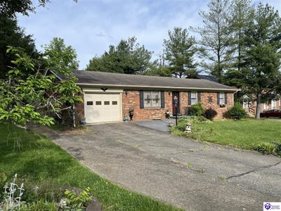 /international/us/317-berkley-court-radcliff-ky-110108077418/