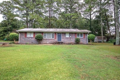 /international/us/121-sunset-drive-ne-calhoun-ga-110101070718/?lang=en