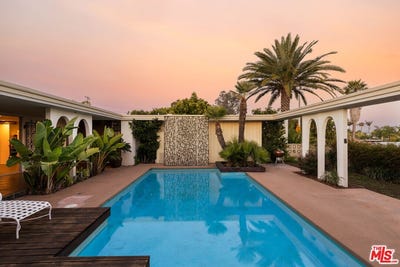 /international/us/5337-shenandoah-ave-los-angeles-ca-110107842110/